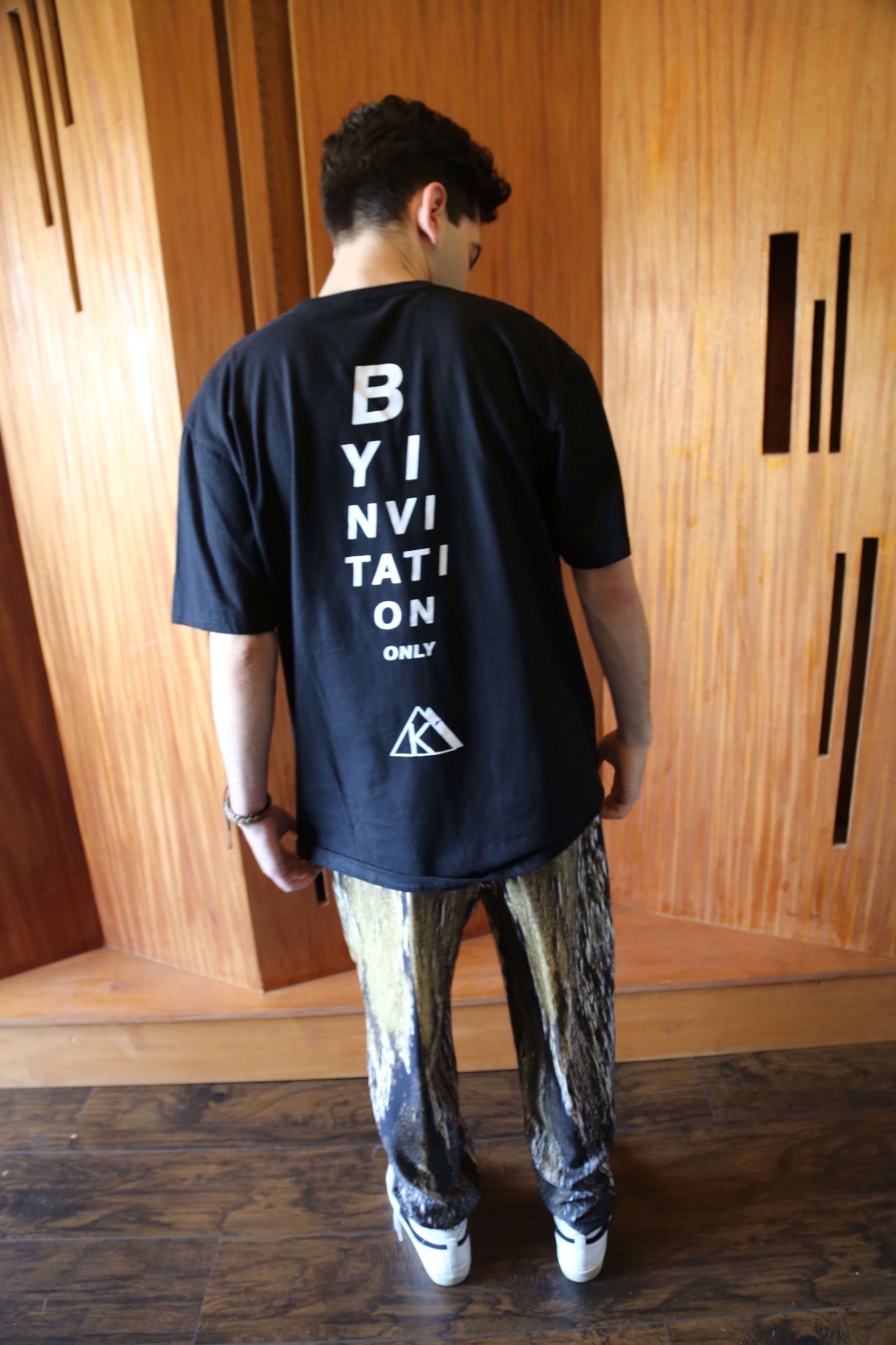 Short sleeve t-shirt in black
