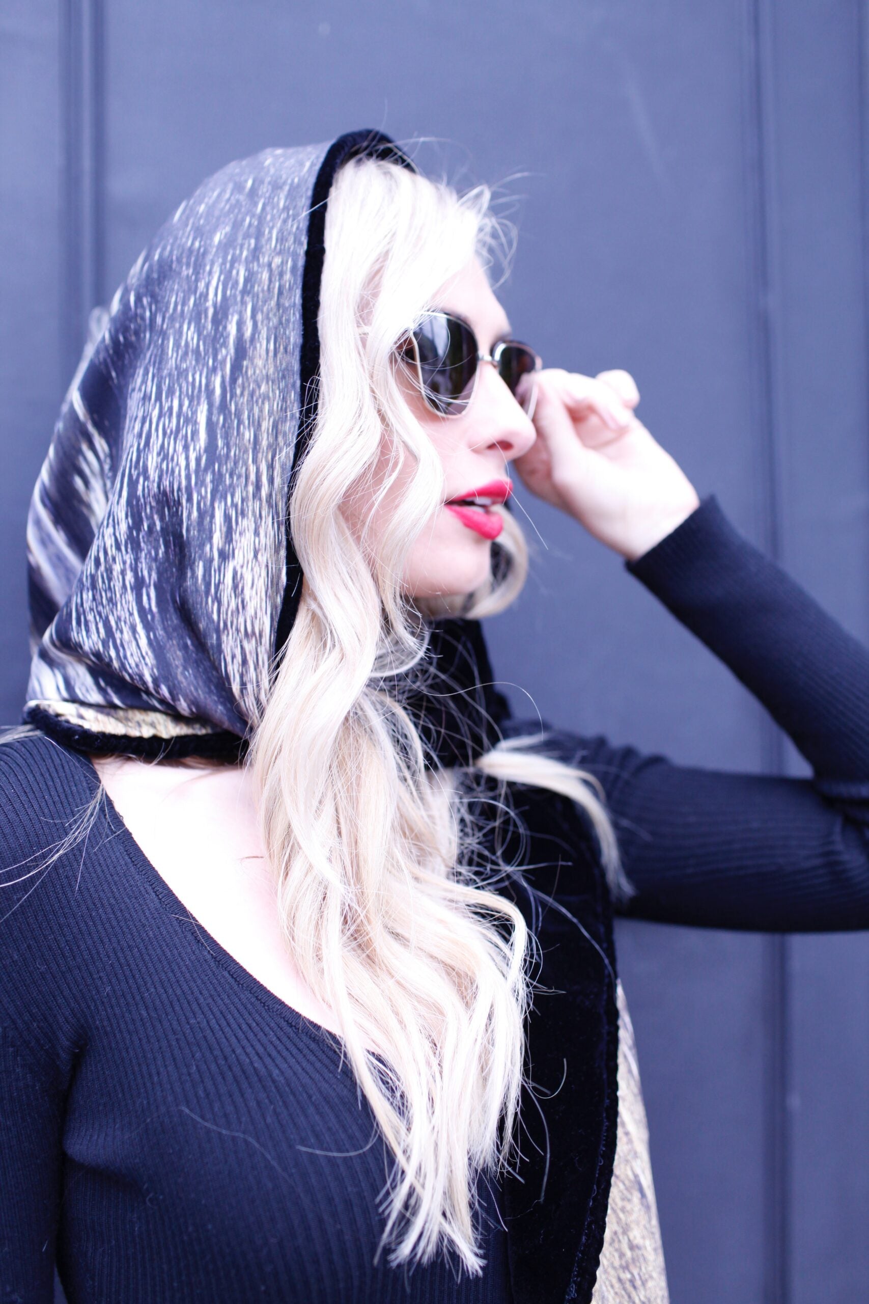 The Velvet Gold Painted Scarf Beauty - Kimia Arya Silk
